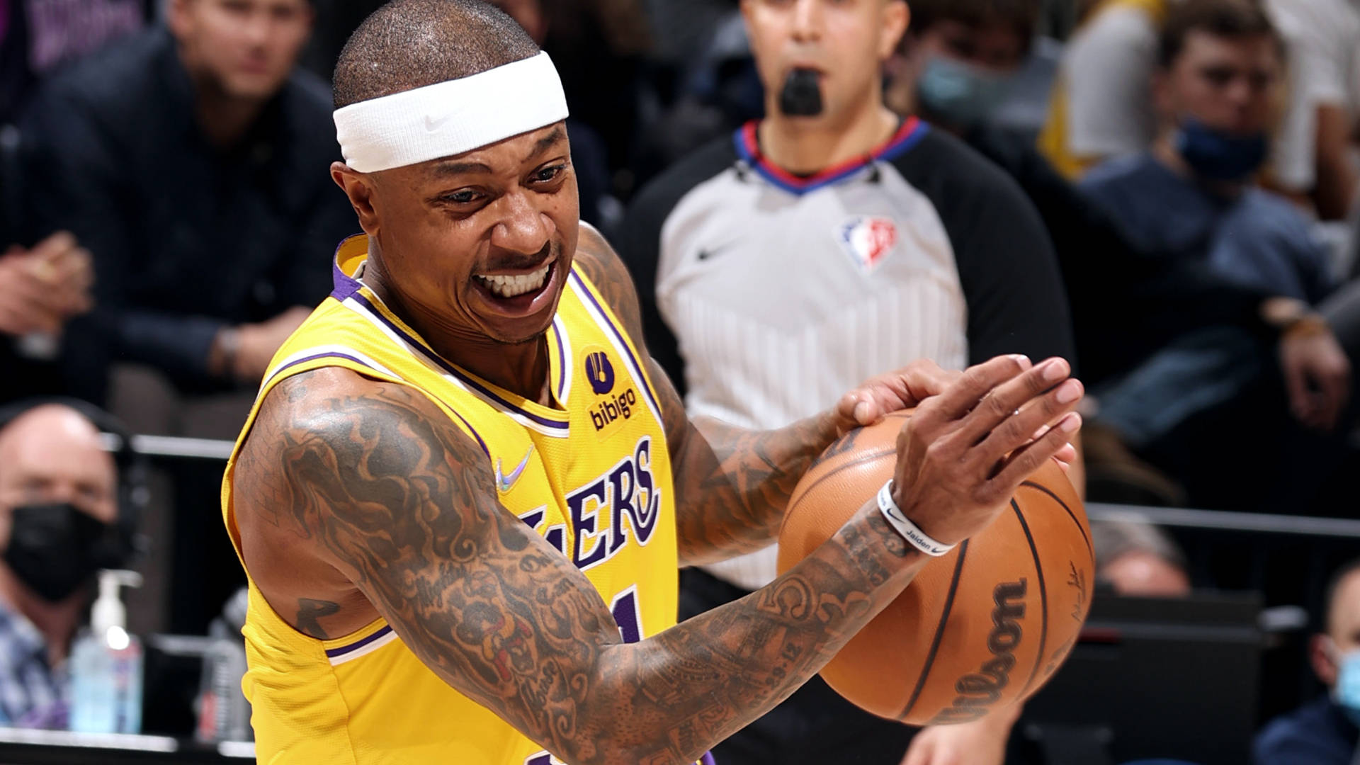  底特律活塞训练开放日，集结日复出首秀引欢呼，社区盾在即，临场指挥获称赞