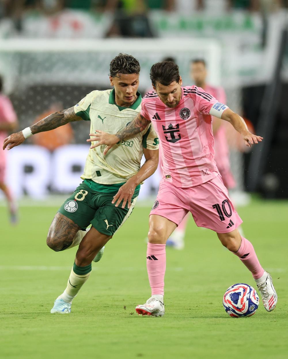 巴黎圣日耳曼迎葡超关键赛，关键时刻再遭质疑，悬念犹存，数据趋势出现新变化的简单介绍